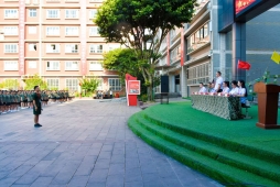 http://m.7332138.com/school-4/document-id-202.html