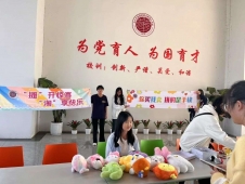 http://m.7332138.com/school-198/document-id-1566.html